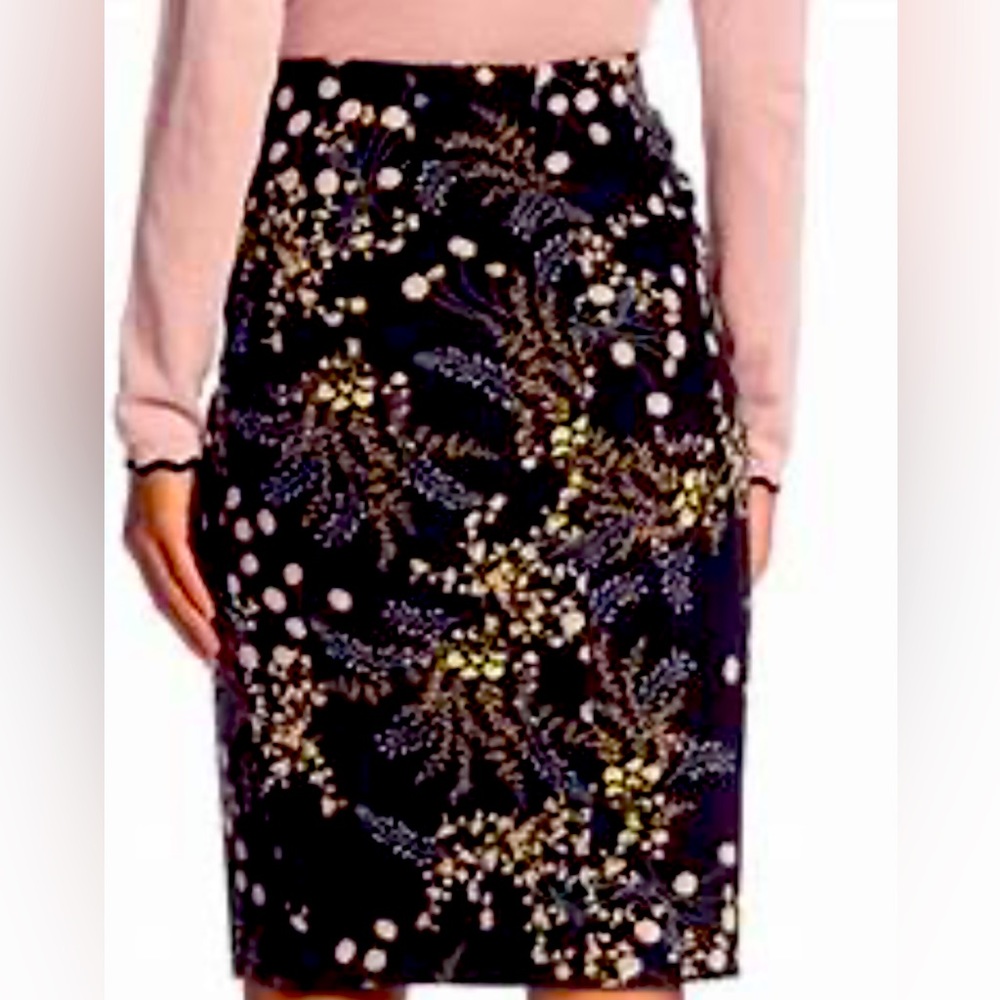 Knee length Skirt